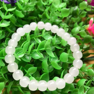 Vòng Tay Phong Thủy May Mắn Đá Ngọc Hoà Điền TRẮNG Tự Nhiên  Size 8mm Màu Trắng Ngọc bóng đẹp  Nữ mệnh Kim mệnh Thủy ạ