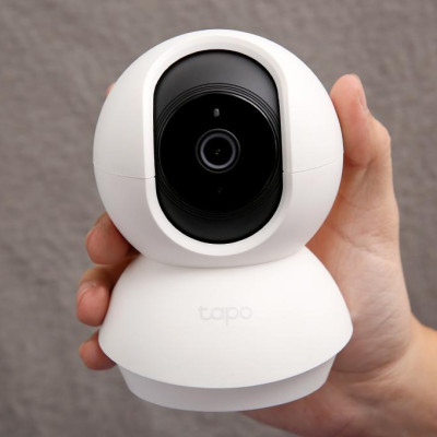 Camera IP 360 độ 1080P TP-Link Tapo C200 Trắng - Hàng chính hãng