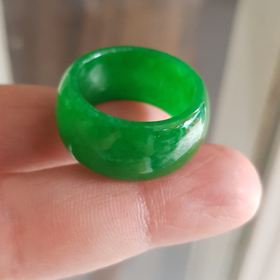 ️Nhẫn Nam Đá cẩm thạch xanh ngọc lý tươi bóng đẹp Nhẫn Ni 18mm x cao 11mm x dầy 3mm Hợp nam nữ mệnh mộc mệnh hỏa mệnh Thủy đeo ni nhỏ 18mm đẹp ạ