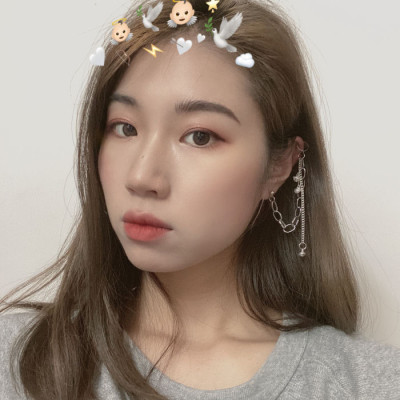 Khuyên tai bông tai style đường phố bụi bặm sexy