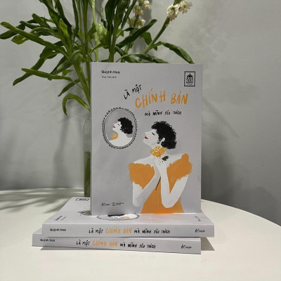 Sách - Là Một Chính Bản Mà Mình Yêu Thích - AZ Việt Nam