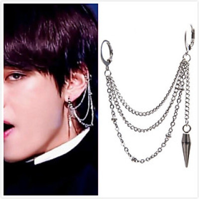 Bông tai xích nhiều lớp độc nhất huyện