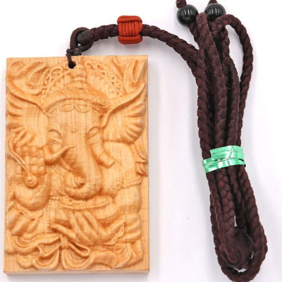Vòng cổ mặt gỗ hoàng đàn khắc thần Ganesha MG97