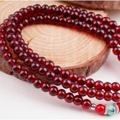 Combo Vòng đeo tay phong thủy Khóa Trường Mệnh chất liệu đá Ngọc Hồng Lựu, kèm hộp đựng lót Nỉ