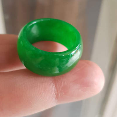 ️Nhẫn Nam Đá cẩm thạch xanh ngọc lý tươi bóng đẹp Nhẫn Ni 18mm x cao 11mm x dầy 3mm Hợp nam nữ mệnh mộc mệnh hỏa mệnh Thủy đeo ni nhỏ 18mm đẹp ạ