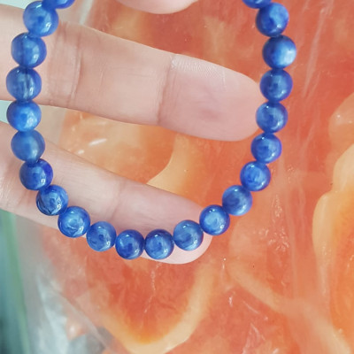 Vòng tay nữ đá  kyanite tự nhiên hay đá Sapphire nước xanh dương Đậm bóng đẹp 6mm nữ mệnh Thủy mệnh Mộc đeo ạ
