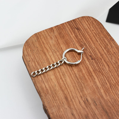 Khuyên tai chuỗi xích titan không gỉ đơn giản unisex