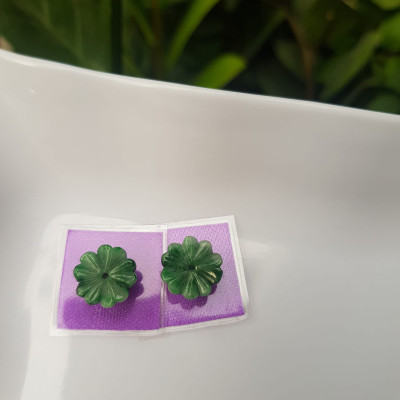 Đôi Bông Tai Hoa Mai Trái Tim kiểu mới đẹp Ngang 12mm x Dầy 3mm Đá Ngọc cẩm thạch tự nhiên xanh ngọc bóng đẹp Nữ mệnh Thủy Mộc Hỏa bọc vàng đeo rất đẹp sang ạ