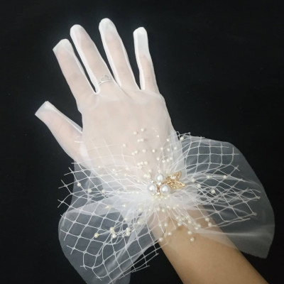 Găng tay trong suốt đính ren lưới, ngọc trai cho Cô dâu và Dạ hội, đi tiệc, sự kiện, lễ hội, chụp ảnh MS: 43854