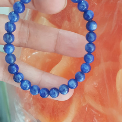 Vòng tay nữ đá  kyanite tự nhiên hay đá Sapphire nước xanh dương Đậm bóng đẹp 6mm nữ mệnh Thủy mệnh Mộc đeo ạ