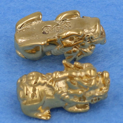 Vòng đeo tay Thạch Anh Tím Sọc 8 ly - cẩn Tỳ Hưu Phong Thủy inox vàng VTAISTHHKV8 - hợp mệnh Hỏa, mệnh Thổ