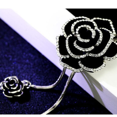 Combo set dây chuyền và bông tai hoa hồng đen ấn tượng