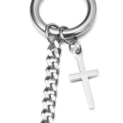 Bông tai dáng ngắn phiên bản đen- trắng trên cả cool ngầu