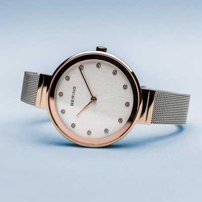 Đồng Hồ Nữ Bering Classic Màu Bạc 12034-064