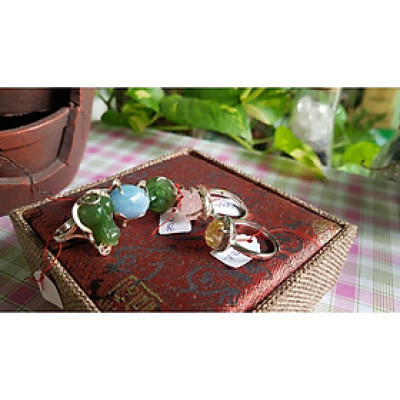 Nhẫn bạc mặt đá