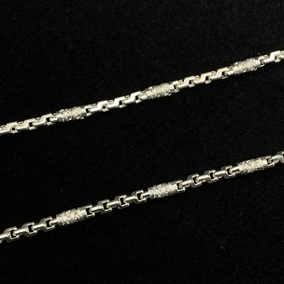 Dây Chuyền Nam Bạc Ta Họa Tiết Đốt Rồng Bạc Hiểu Minh DBN085