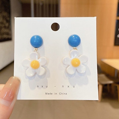 Khuyên tai, Bông tai hình bông hoa siêu dễ thương cho nữ