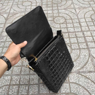 Túi đeo chéo nam. Gù gai cá sấu Đen quý phái!
