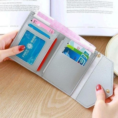 Ví Cầm Tay Cho Nữ, Bóp Ví Mini Ngắn Cầm Tay Phong Cách Hàn Quốc Dây Đeo Trái Tim Tua Rua (Có Hàng Sẵn)