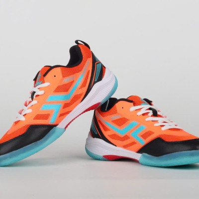 Giày cầu lông nam nữ cao cấp thiết kế trẻ trung năng động, êm chân và chắc chắn