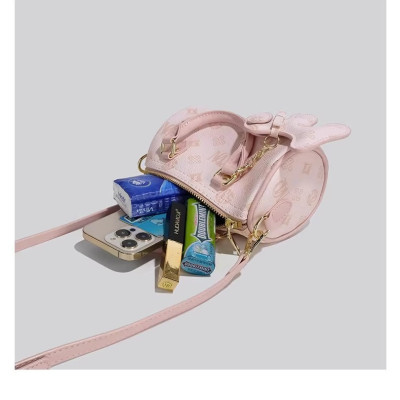 Túi đeo chéo nữ phong cách dễ thương – BEE GEE DCNU1071