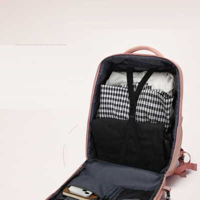 Balo laptop (15.6 inch) phong cách hiện đại - BEE GEE BLLT5623