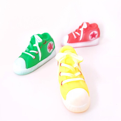 Đồ Chơi Gặm Cao Su Hình Chiếc Dép Có Kèn Bóp Kêu Chíp Chíp Cho Chó Mèo