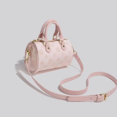 Túi đeo chéo nữ phong cách dễ thương – BEE GEE DCNU1071