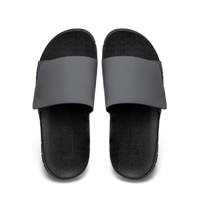 Dép quai ngang Biti