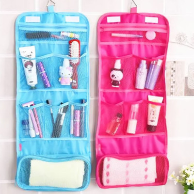 Túi du lịch đựng đồ mỹ phẩm HENRYSA giúp bạn sắp xếp mọi thứ trở nên gọn gàng và cần thiết cho một chuyến du lịch (Màu ngẫu nhiên)