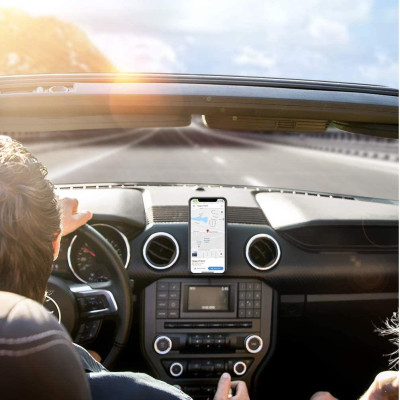 Ugreen UG80785LP292TK giá hít từ tính màu đen dùng để cố định điện thoai trên xe hơi - HÀNG CHÍNH HÃNG