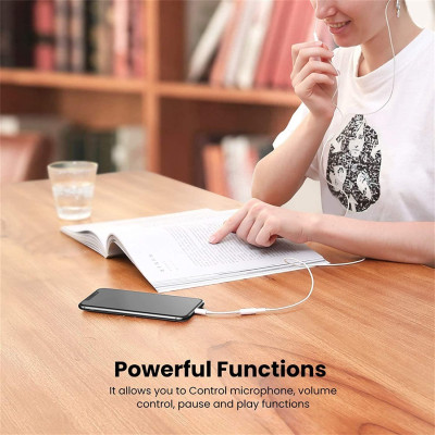 Ugreen UG30759US212TK 7cm có chipset MFI lightning sang 3.5mm màu trắng - HÀNG CHÍNH HÃNG