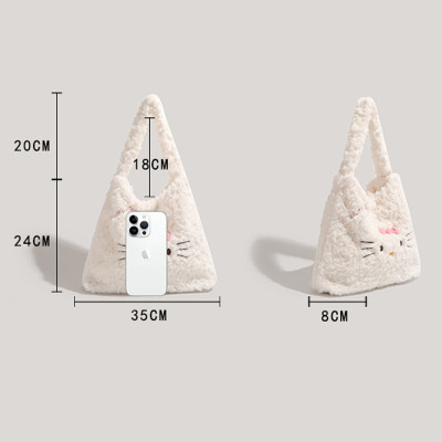 Túi đeo chéo nữ phong cách dễ thương – BEE GEE DCNU1078