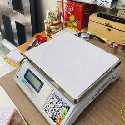 CÂN ĐIỆN TỬ UTE-N 30KG Model: UWA-N 30kg x 1g