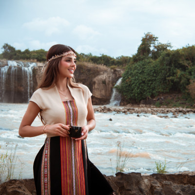 Ly sứ G7 Gold (ly và dĩa) - Trung Nguyên Legend