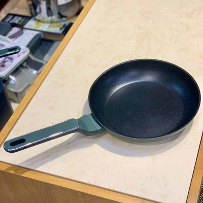 Chảo rán Berlinger Haus BH/8169 20cm màu đen – Matte Black Collection hàng chính hãng