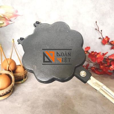 (Size mini 14cm) Khuôn Bánh Kẹp Tàn Ong Chống Dính - Bông sâu - Gang dày - cán nhựa - . Bánh ra thành phẩm đẹp, sắc sảo.