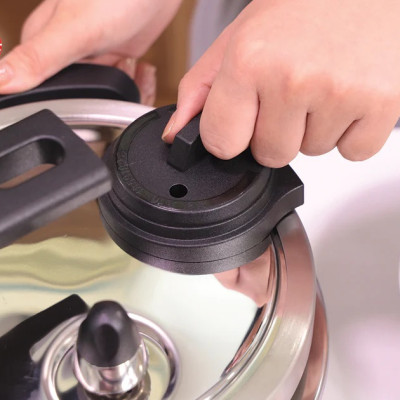 [ Chính hãng iMat ] Nồi áp suất đa năng iMat 2.2 lít, dùng bếp từ,hồng ngoại,bếp ga. Sử dụng sản phẩm nấu cơm, linh nhừ thực phẩm