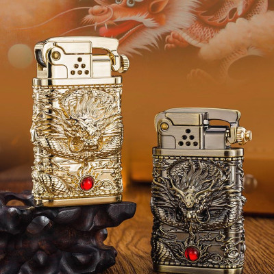 Vỏ Hột Quẹt Bật Lửa Xăng Zorro Z602 Thiết Kế Họa Tiết Rồng Đính Ngọc Đỏ Đẹp Độc Lạ - Dùng Xăng Bấc Đá Cao Cấp