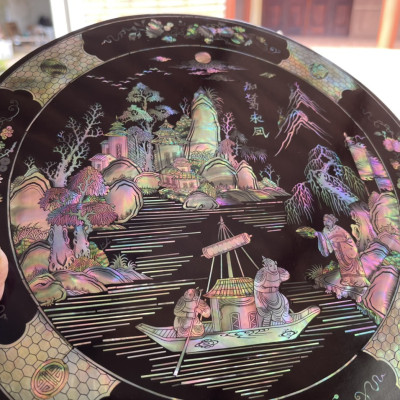 Tráp tròn gỗ gụ đựng bánh kẹo ,trầu cau khảm ốc đỏ singgapore