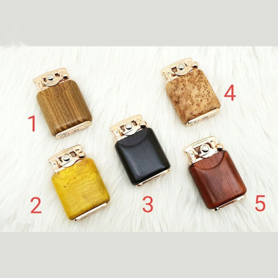 Vỏ Hột Quẹt Bật Lửa Xăng Đá Chief CF018 Vân Gỗ Kiểu Dáng Mới Lạ, Đánh Lửa Độc Đáo - Dùng Xăng Bấc Đá Cao Cấp