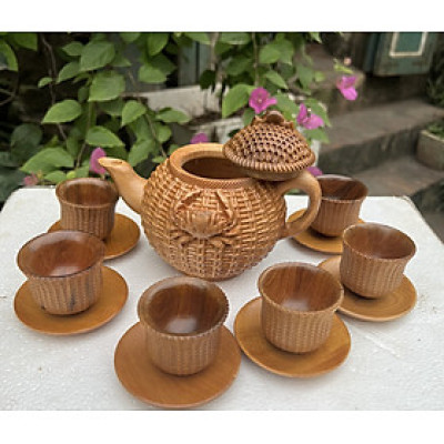 Bộ ấm chén đẹp sang trọng  bằng gỗ bách xanh thơm nức , 