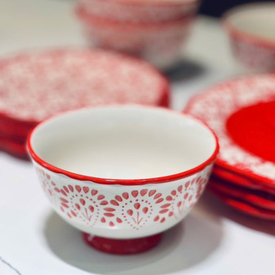 Set bát đĩa sứ The Pioneer Woman hoa đỏ (4 bát, 8 đĩa) hàng chính hãng