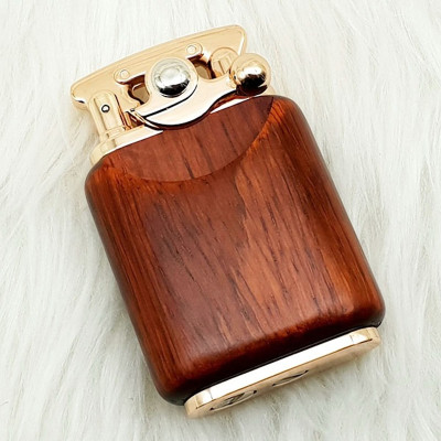 Vỏ Hột Quẹt Bật Lửa Xăng Đá Chief CF018 Vân Gỗ Kiểu Dáng Mới Lạ, Đánh Lửa Độc Đáo - Dùng Xăng Bấc Đá Cao Cấp