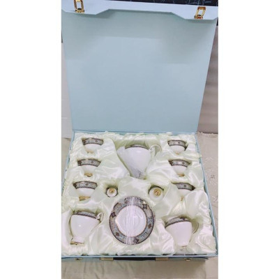 BỘ ẤM CHÉN KÈM KHAY PHA TRÀ SỨ XƯƠNG CAO CẤP KÈM 6 ĐĨA LÓT TÁCH, 6 THÌA VÀ 2 TỐNG ĐƯỜNG SỮA HỌ TIẾT MẮT XÍCH