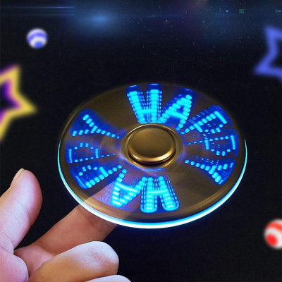 Vỏ Hột Quẹt Bật Lửa Hồng Ngoại Kiêm Đèn Pin Sạc Điện USB Kiểu Dáng Con Quay Spinner Tạo 12 Hiệu Ứng Đèn LED