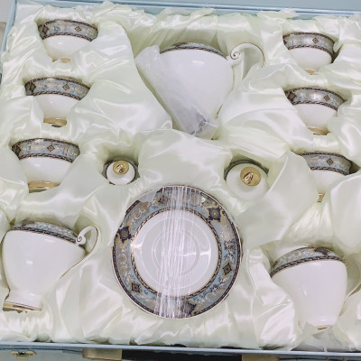 BỘ BÌNH TRÀ CÀ PHÊ SỨ XƯƠNG CAO CẤP TRẮNG VIỀN XANH GHI - VD32