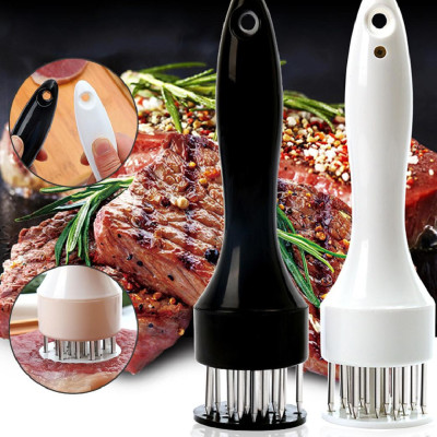 Dụng cụ châm  bì châm  thịt ,  dần  thịt mềm giúp thịt ngấm gia vị nhanh và ngon hơn ,dùng chế biến lợn quay , da giòn ,thịt nướng , thịt rán 