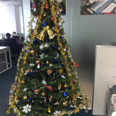 Cây thông noel màu xanh cao 210cm - Tán dày và đẹp, cây thông chắc chắn và dể tháo lắp