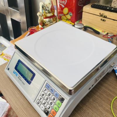 CÂN ĐIỆN TỬ UTE-N 30KG Model: UWA-N 30kg x 1g